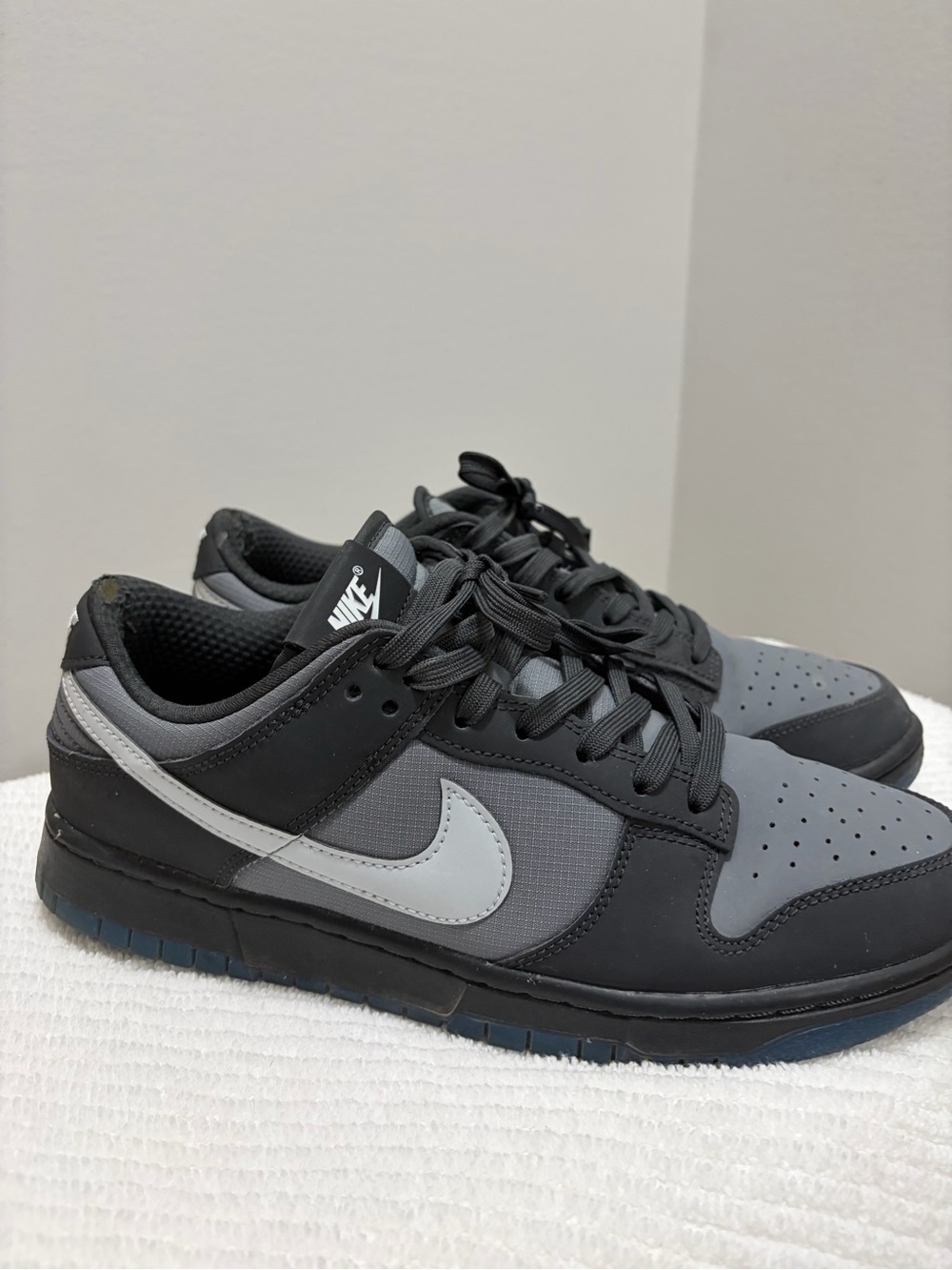 Nike Dunk Low Anthracite Pure Platinum Industrial Blue Mens 9M / Wmns 10.5 (Std)